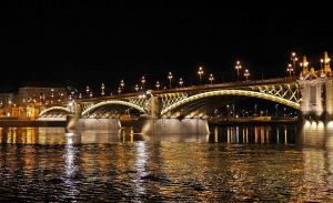 Ma hetven éves az újjáépített Margit híd