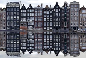 Szigorúbb szabályokat vezetnek be Amszterdam belvárosában a turistaáradat miatt