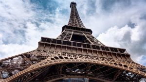 Tudtad, hogy lakást rejt az Eiffel-torony?